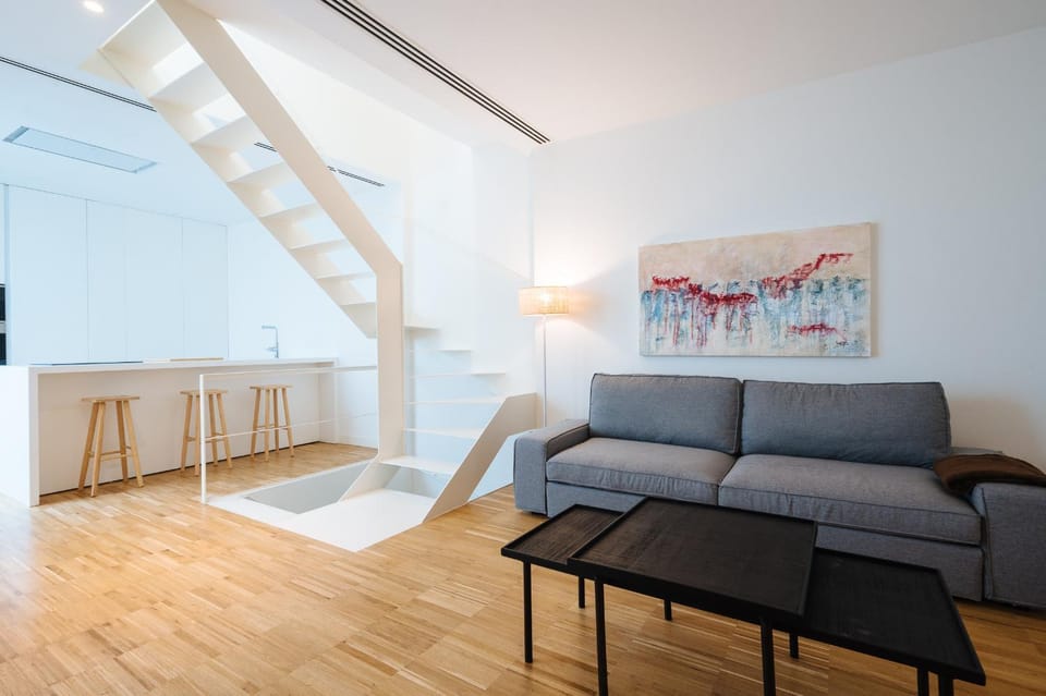 Lounge or bar, kitchen