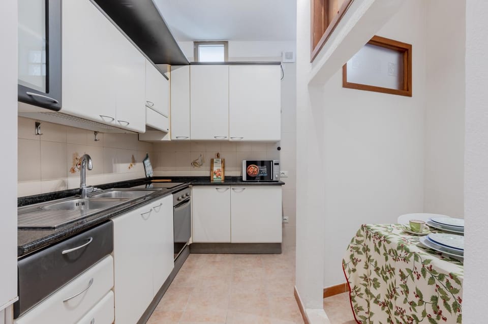 Kitchen or kitchenette