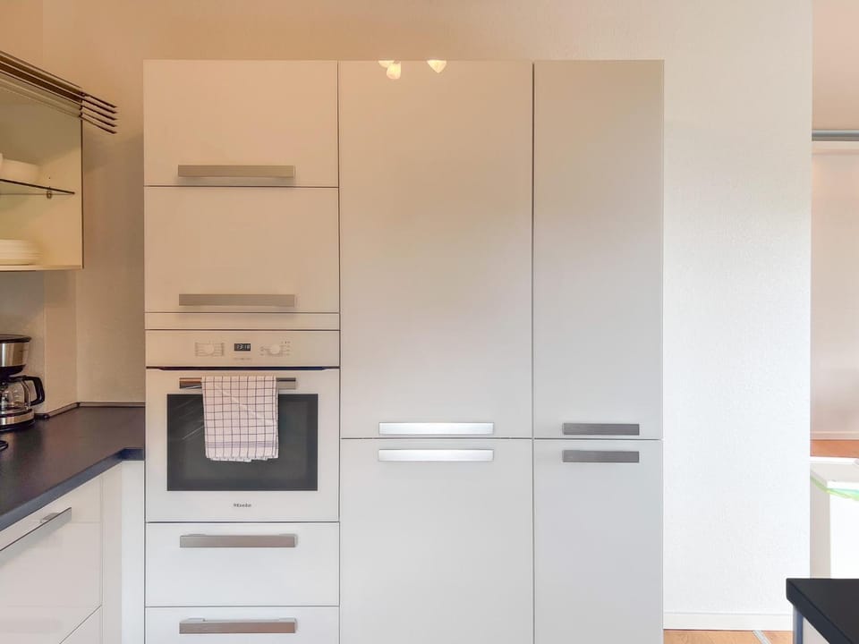 oven, kitchen