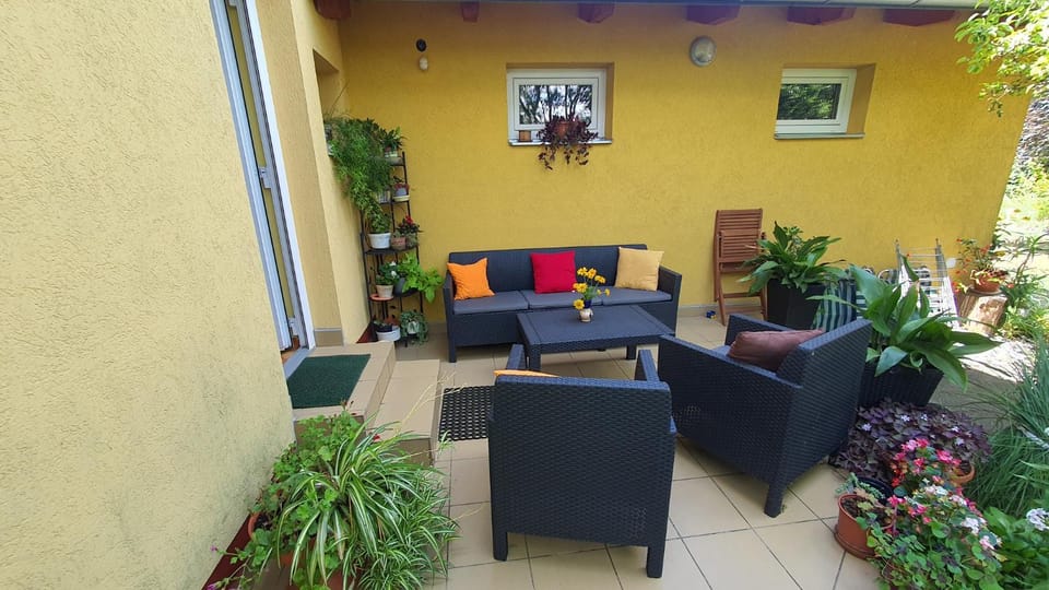 Summer, Balcony/Terrace