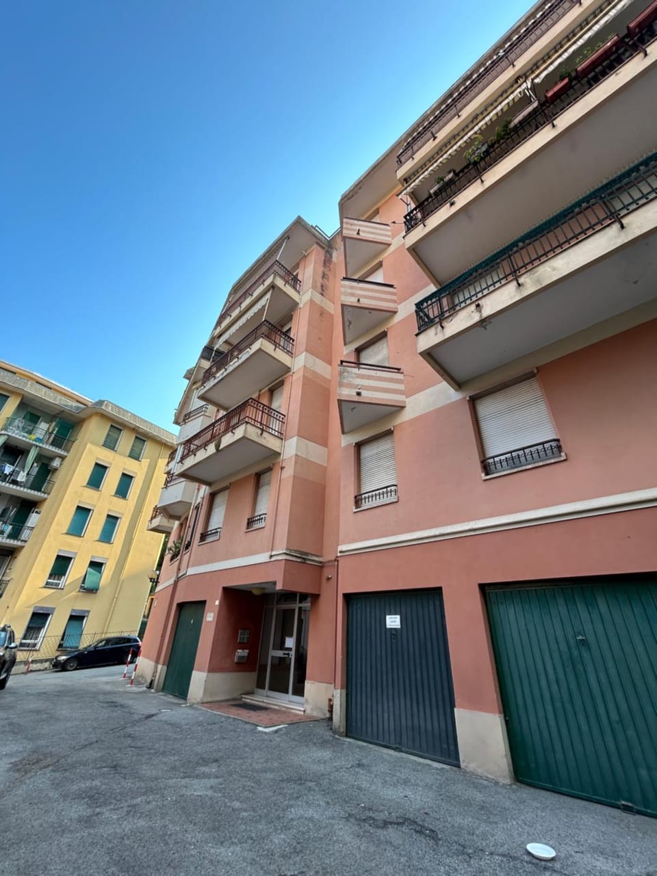 Property building, Day, Parking