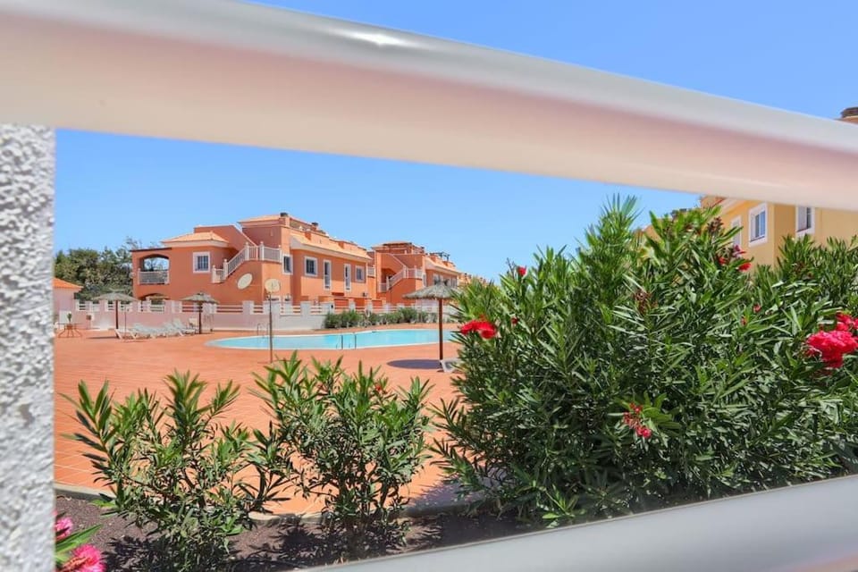 Sunnyland pescadores Apartment in Maxorata