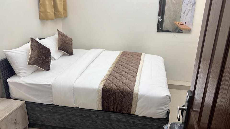 Bed, Photo of the whole room