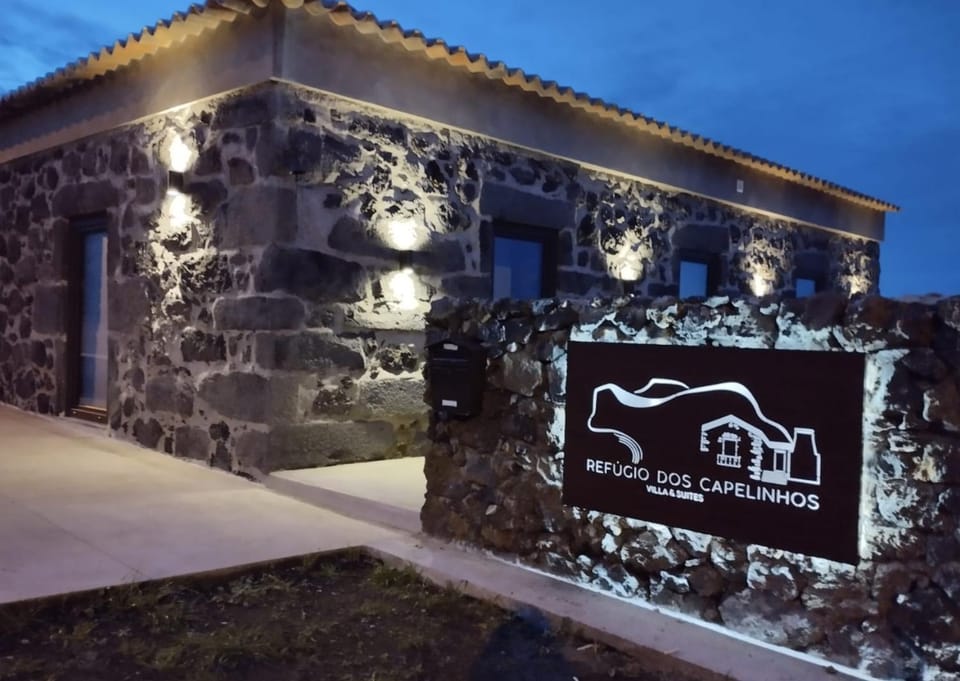Refúgio dos Capelinhos - Villa e Suites Resort in Azores District