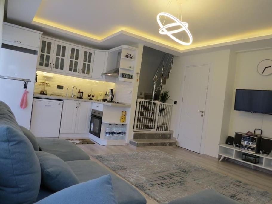 Villa Oyster Park Isıtmalı Yıldız Efektli Çocuk Havuzlu Villa Villa in Aydın Province