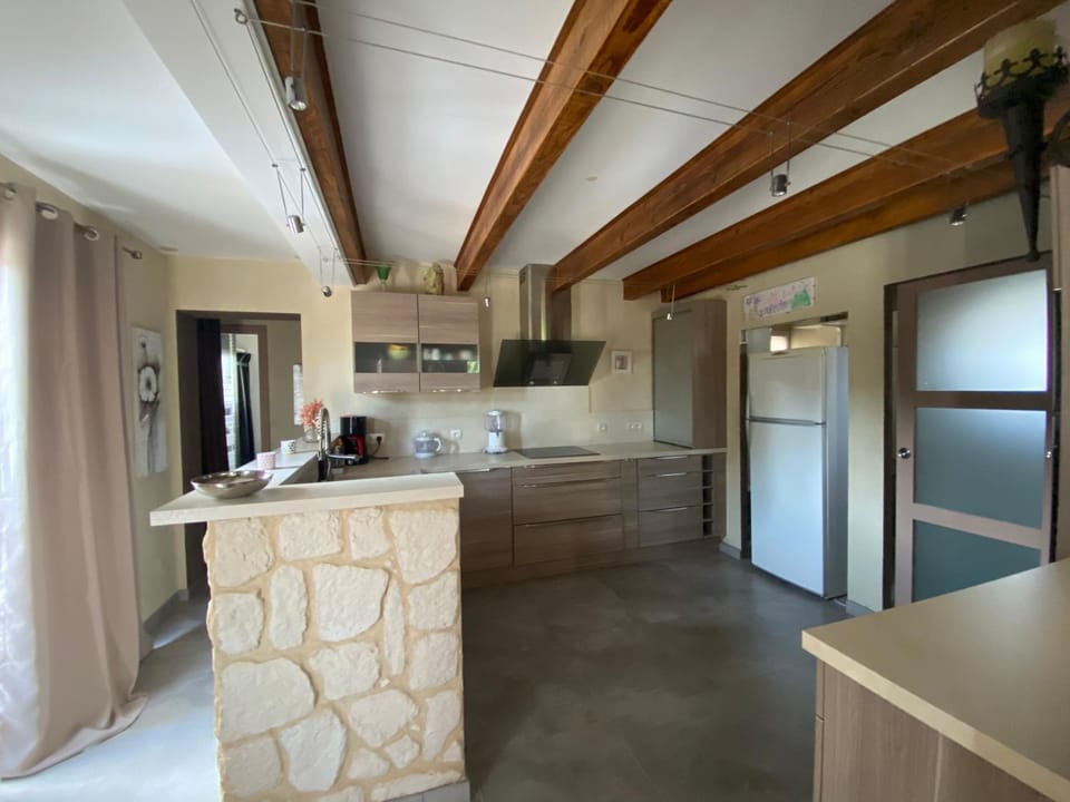 Maison avec grande terrasse House in Occitanie