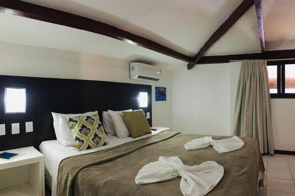 Bed, Bedroom, air conditioner