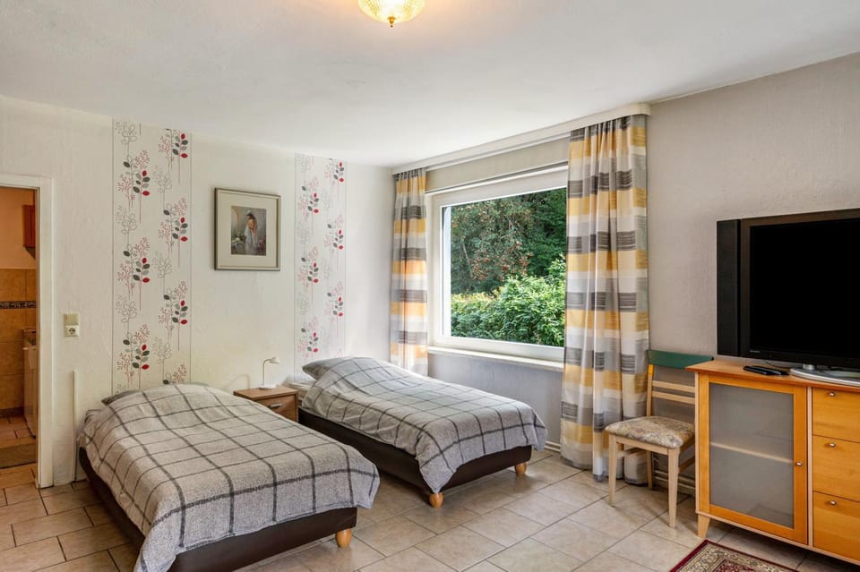 Living room, Bedroom