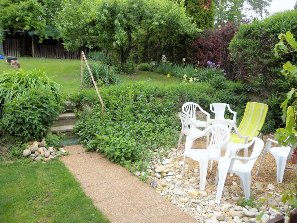 Summer, Garden