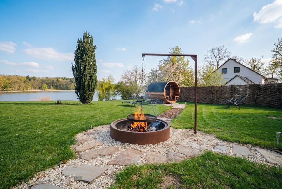 BBQ facilities, Garden, Sauna, Lake view