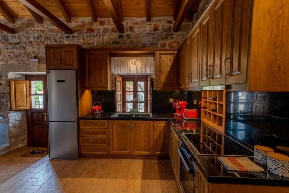 Kitchen or kitchenette, oven, stove