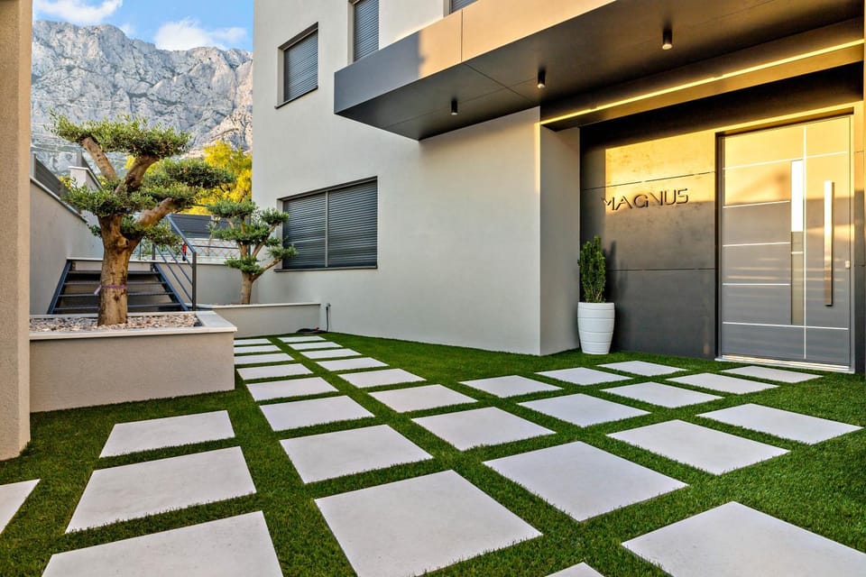 Property building, Patio, Spring, Garden view