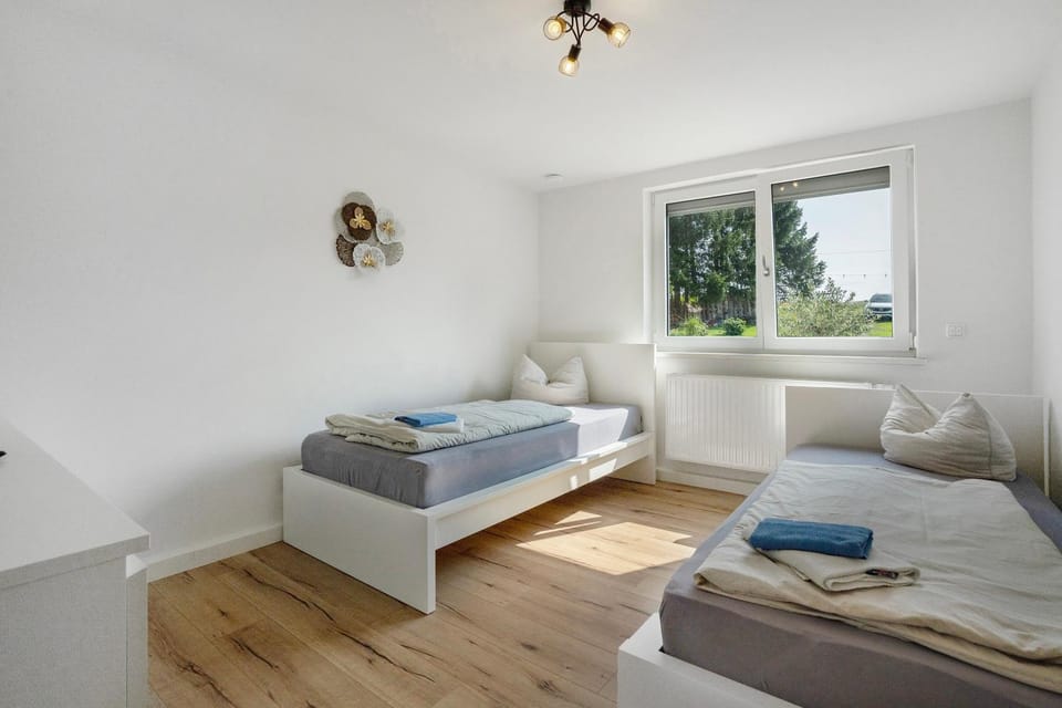 Living room, Bedroom