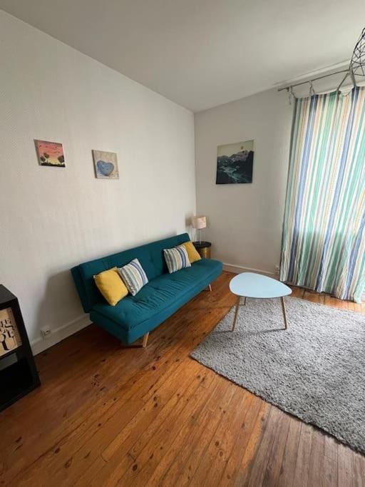 Le Chaleureux Apartment in Le Havre