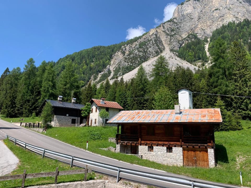 Neighbourhood, Natural landscape