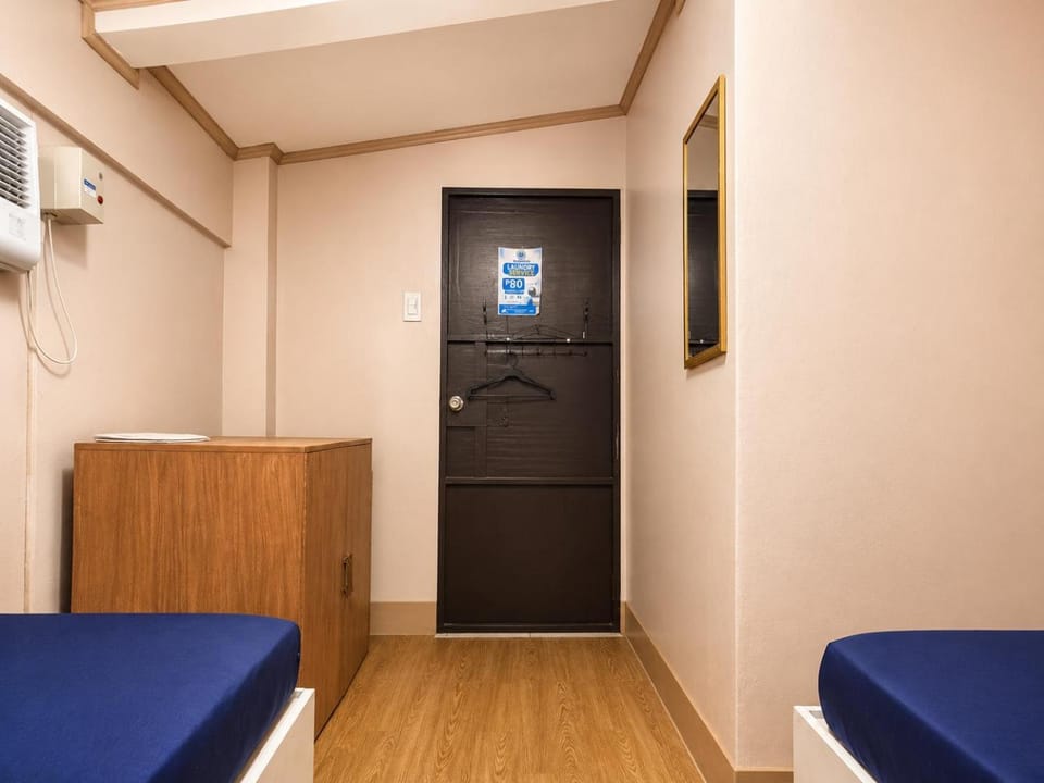 Bed, Bedroom, Breakfast