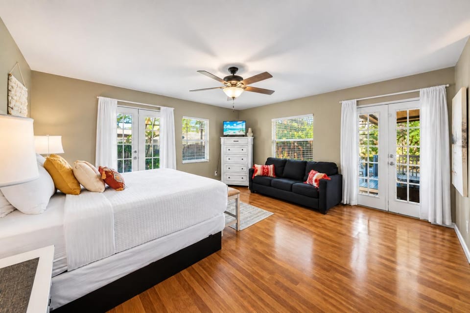 Cozy Clearwater Heated Pool Home Near Beaches! House in Florida