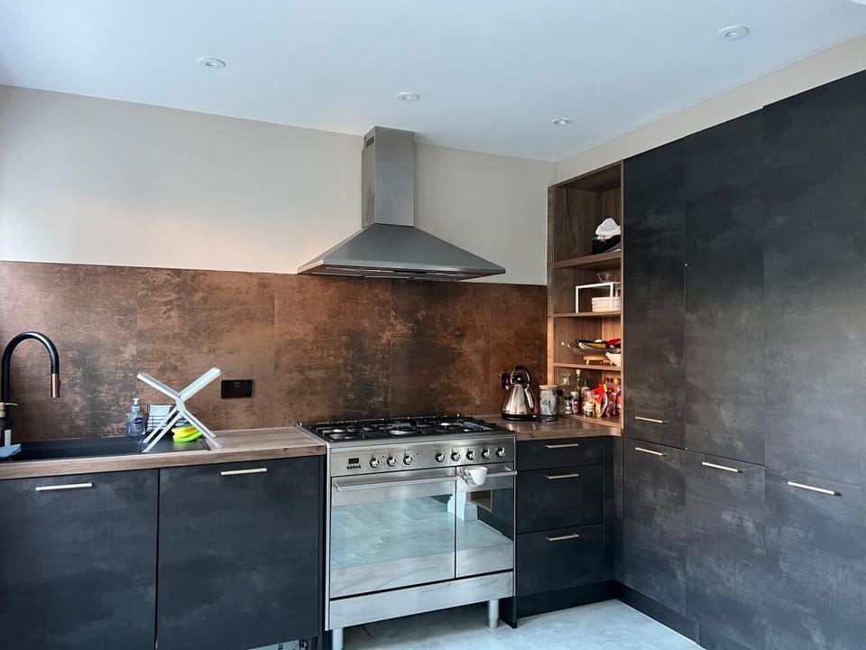 Modern and Cozy Retreat in Abingdon - Oxford- Sleeps 4 in a Quiet Location Apartment in England