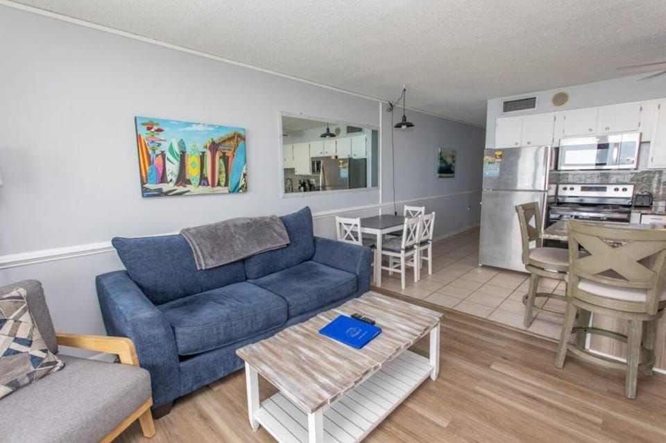 ROYAL GARDEN RESORT 504 condo Apartment in Garden City