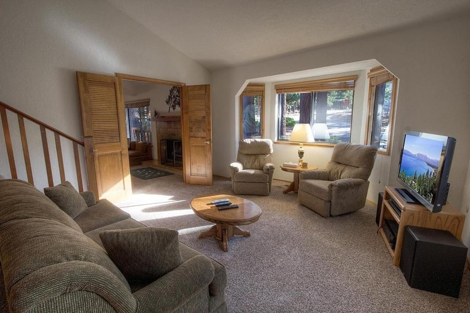 Aspen View Lodge home House in South Lake Tahoe