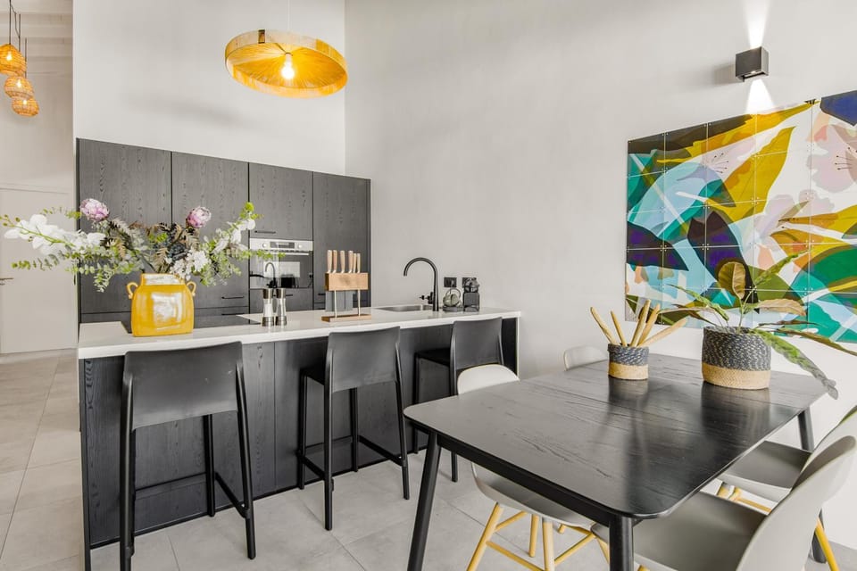 Kitchen or kitchenette, kitchen, kitchen