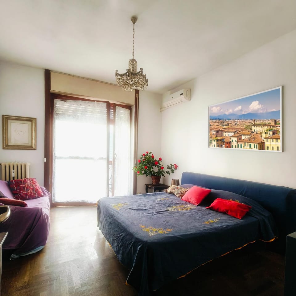Bed, Photo of the whole room, Bedroom, air conditioner