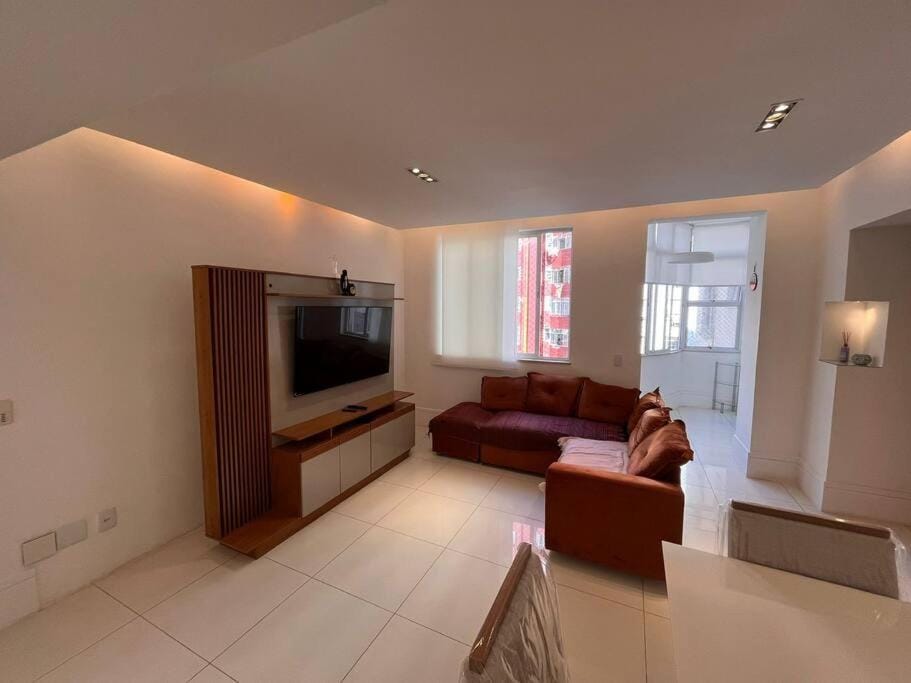 Lindo apt de 3 quartos, uma quadra da praia! Apartment in Rio de Janeiro