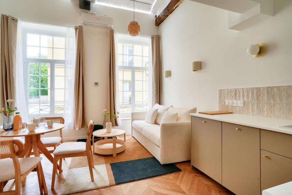 Belle epoque - Magnifique duplex avec mezzanine pour 4 Apartment in Paris