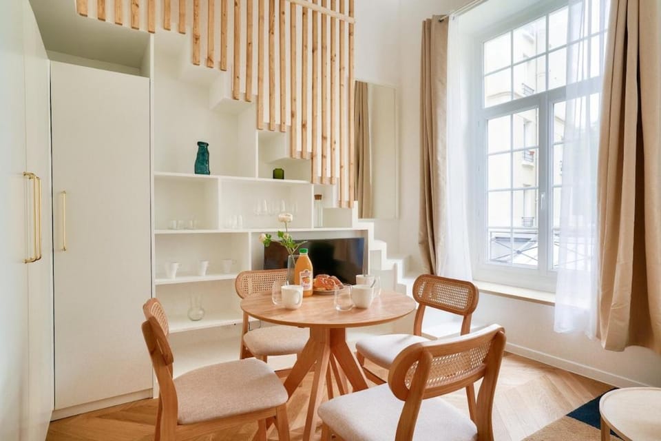 Belle epoque - Magnifique duplex avec mezzanine pour 4 Apartment in Paris