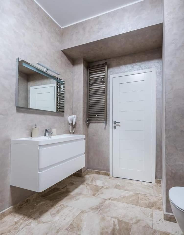 LavAnd Apartament Apartment in Constanta
