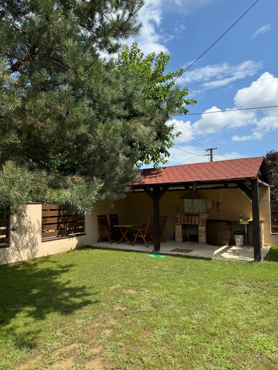 Property building, Natural landscape, Garden