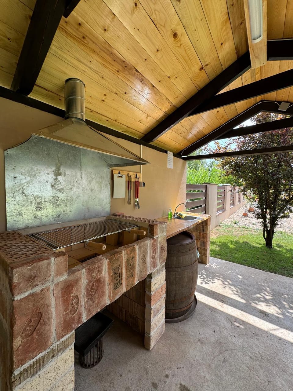BBQ facilities, Garden, Communal kitchen