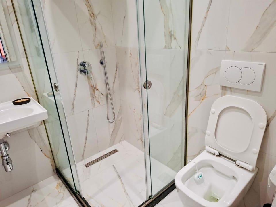 VILA Mina Apartment in Tirana County, Albania