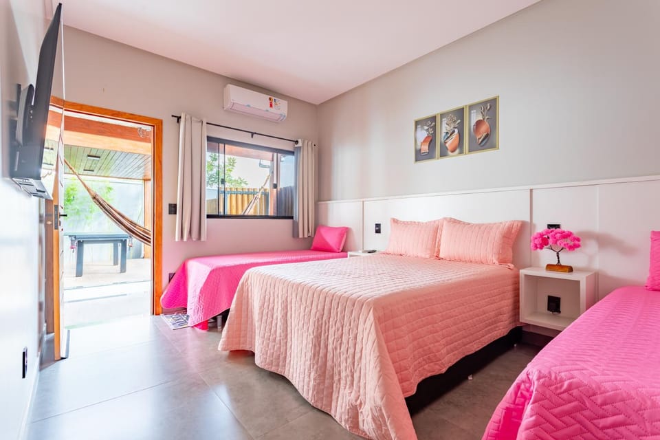 Bed, Bedroom, air conditioner