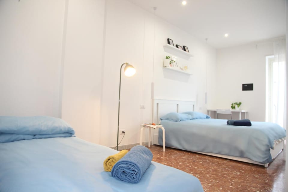 Bed, Photo of the whole room, Bedroom, towels, air conditioner