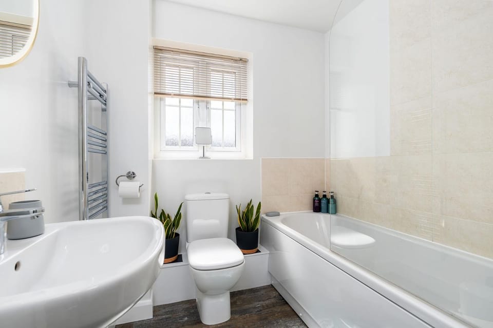 Toilet, Bathroom, Bath, towels