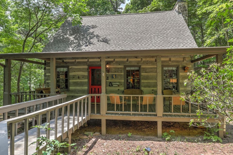 Timber Lodge - Relax in rustic luxury in Big Canoe House in Georgia