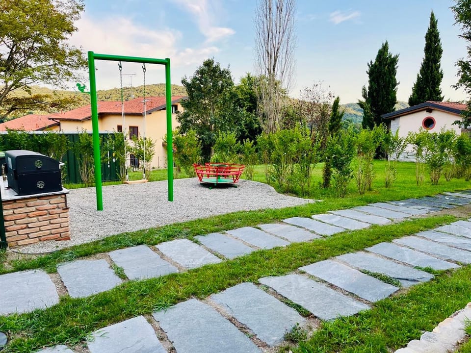 Garden, Garden view