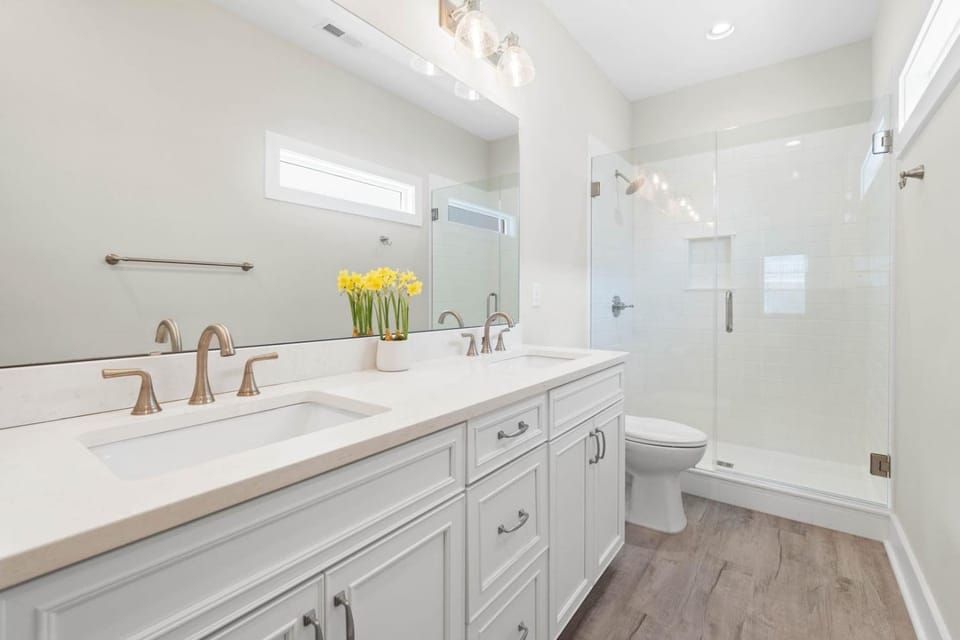 Coastal Chaos 303 Sand Piper Ln, home House in Holden Beach
