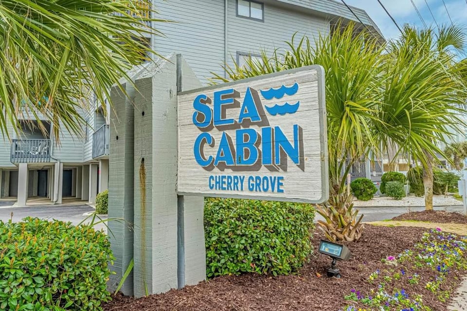 Sea Cabin Ocean View Unit 225 Cabin in North Myrtle Beach