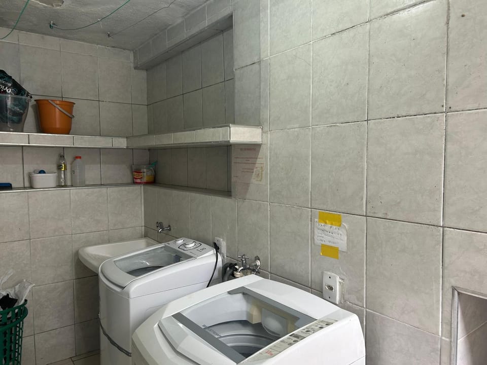 Quarto Privativo Próximo ao Metro e Shopping Plaza Sul Hostel in Sao Paulo City