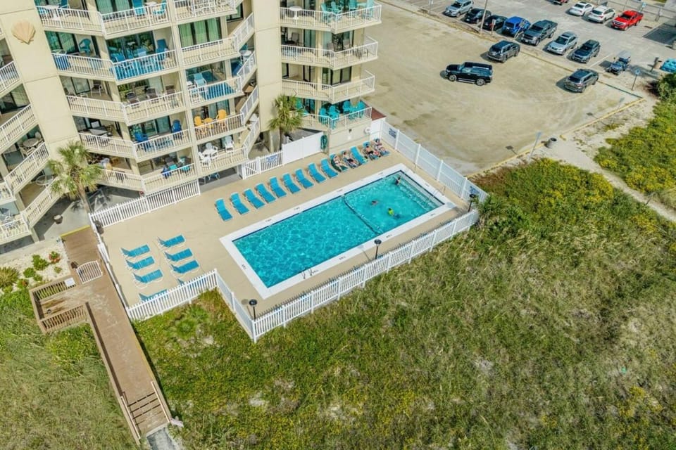 Crescent Sands Oceanfront Unit E6 House in North Myrtle Beach
