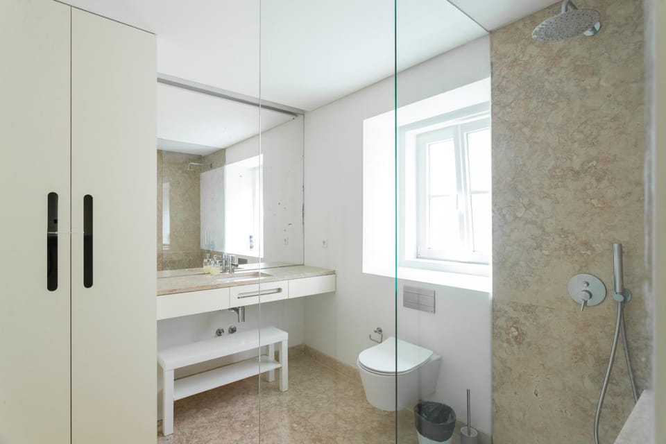 Shower, Toilet, Bathroom