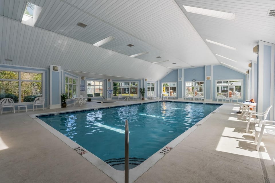 Tupelo Bay Golf Villa Serene Unit 1211 House in Garden City