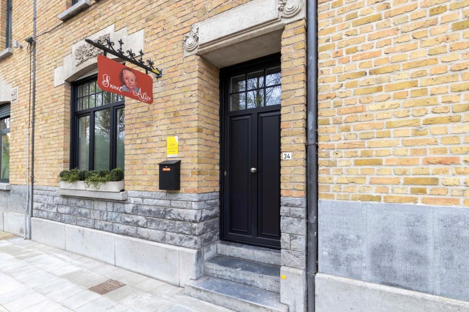 Sweet Alice Holiday Home House in Ypres