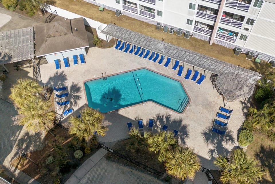 Pelican's Landing Serene Coastal Unit 133 House in South Carolina