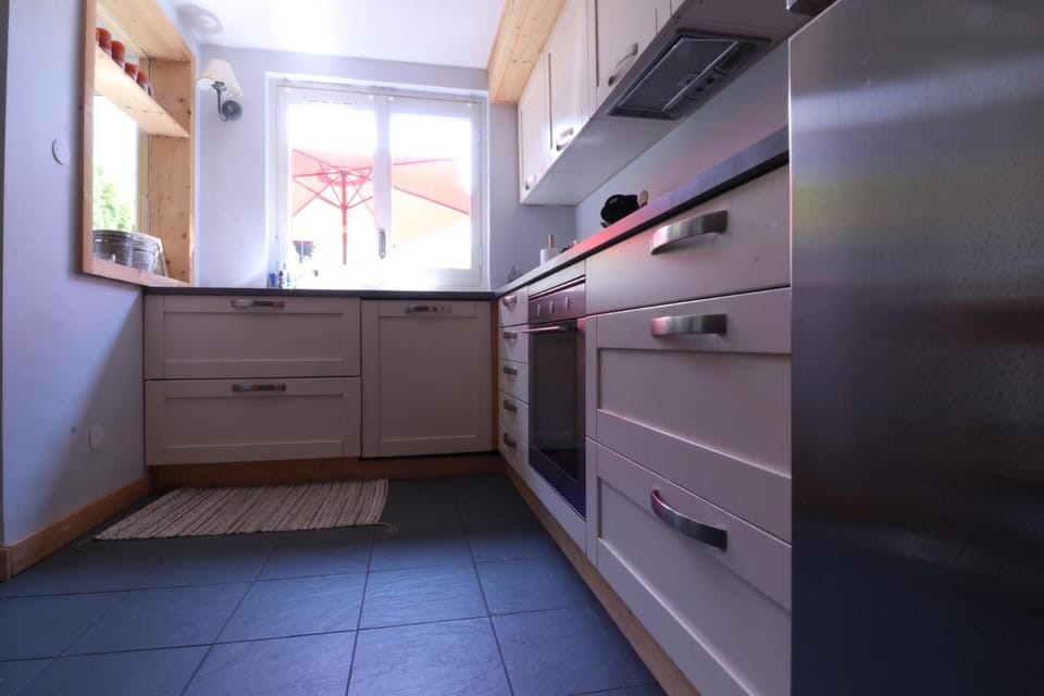 Kitchen or kitchenette, oven, stove