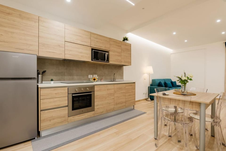Kitchen or kitchenette, oven, stove