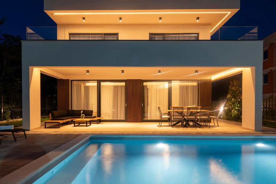 Night, Pool view, Swimming pool