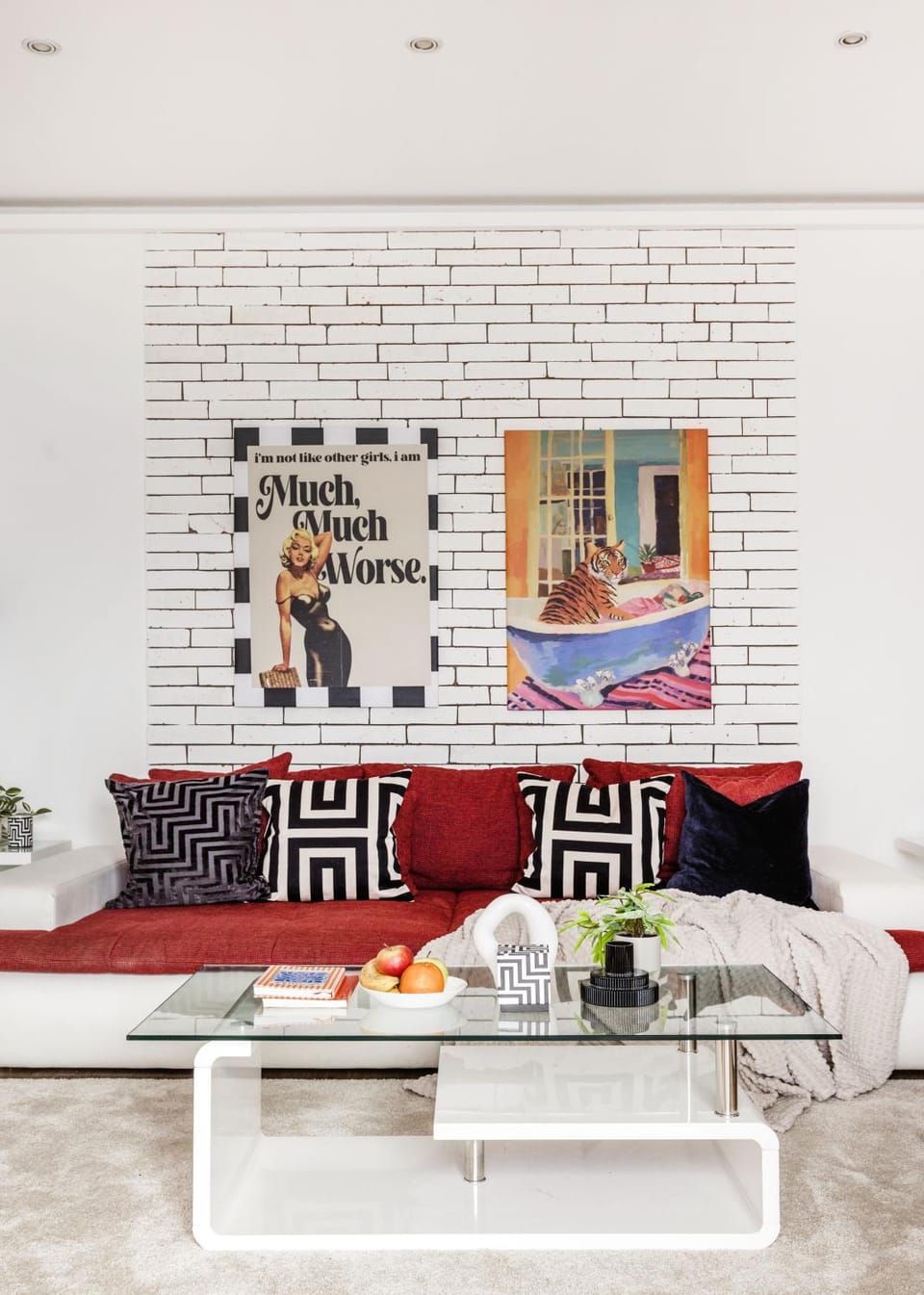 Living room, Seating area